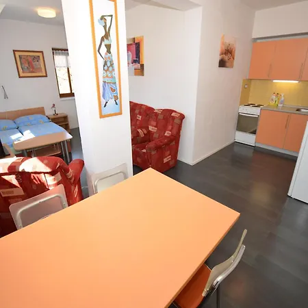 Appartement Attractive In Near Area