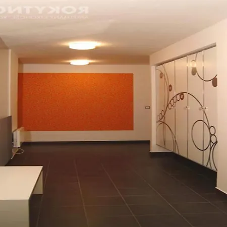 Attractive In Near Area רוקיטניצה נאד איז'רו